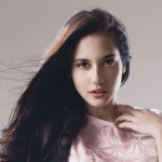 Pevita Pearce