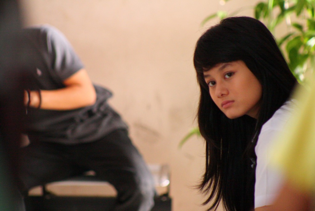 Dinda hAuw1
